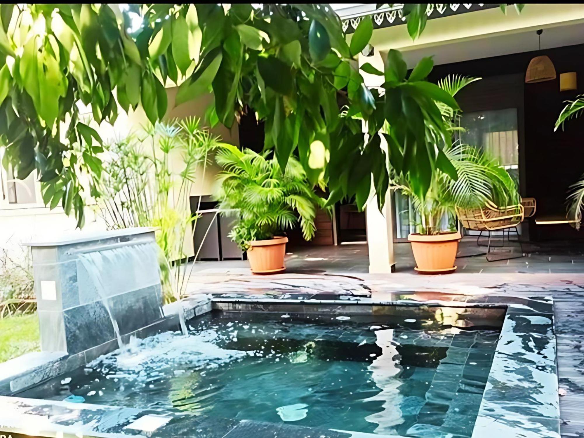 Villa Les Jardins De La Trinite Сен-Филип Екстериор снимка